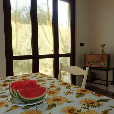 Casetta Tra Gli Ulivi Vicina Al Mare *