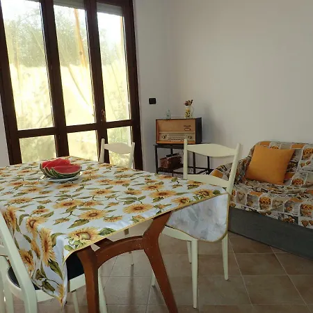 Casetta Tra Gli Ulivi Vicina Al Mare Apartamento